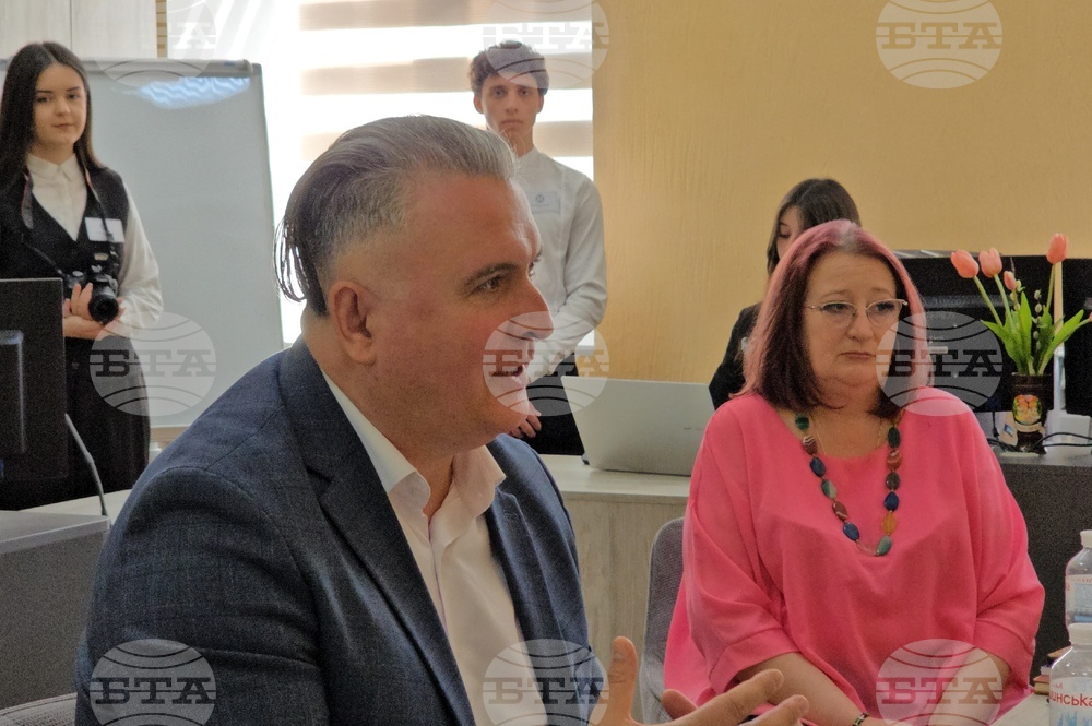 Украйна - Болградска гимназия „Георги Сава Раковски“ - патронен празник - пресцентър „БГфокус“