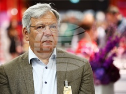 Летище „Васил Левски“ - София - нови търговски обекти