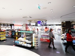 Летище „Васил Левски“ - София - нови търговски обекти