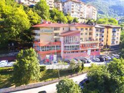 Село Нареченски бани - Балнеокомплекс „Медика - Наречен“ - медицински център