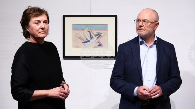 Най-важното послание на изложбата „Жорж Папазов и Стокхолм“ е да черпим от неговото самочувствие и смелост, каза кураторът Мария Василева