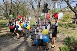 Ukraine – Georgi Sava Rakovski Bolhrad High School – Patron’s Day - Anthem