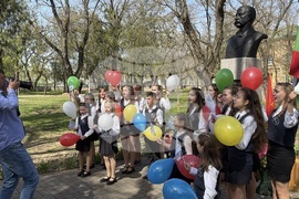 Ukraine – Georgi Sava Rakovski Bolhrad High School – Patron’s Day - Anthem