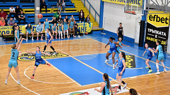 Монтана 2003 записа втора убедителна победа срещу Рилски спортист във финалната серия на баскетболното първенство за жени