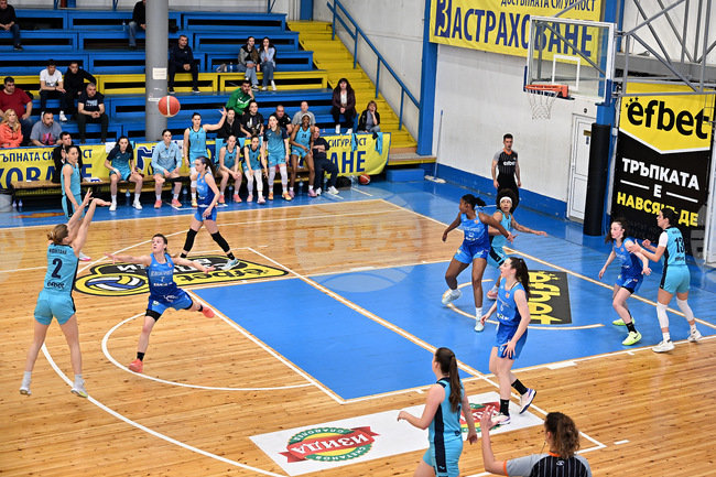 Монтана 2003 записа втора убедителна победа срещу Рилски спортист във финалната серия на баскетболното първенство за жени