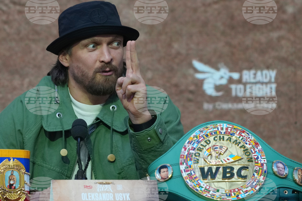 Britain Usyk Rico Boxing