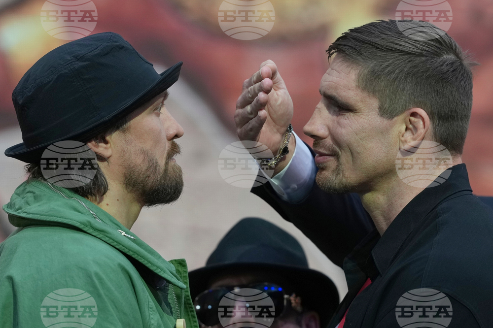 Britain Usyk Verhoeven Boxing