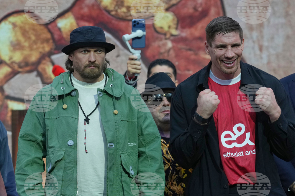 Britain Usyk Verhoeven Boxing