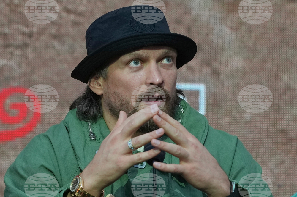 Britain Usyk Verhoeven Boxing