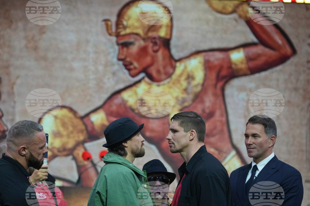 Britain Usyk Verhoeven Boxing