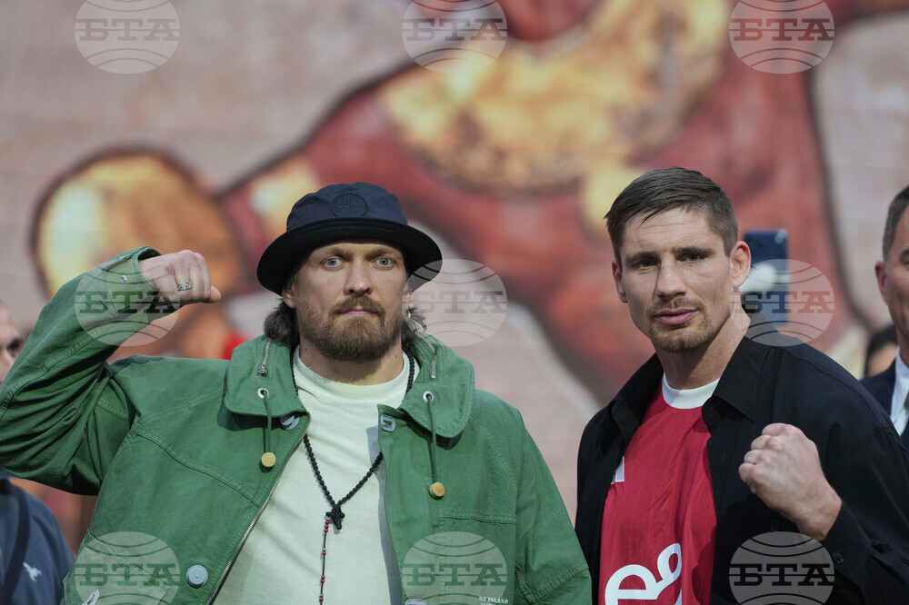 APTOPIX Britain Usyk Verhoeven Boxing
