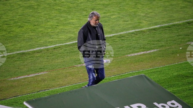 Ясен Петров: "Нямаме време да навеждаме глави, трябва да продължим да работим"