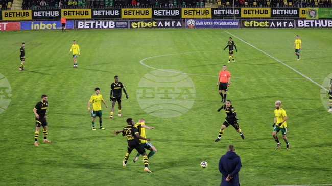 Ботев Пловдив победи като гост Добруджа в мач от Първа лига