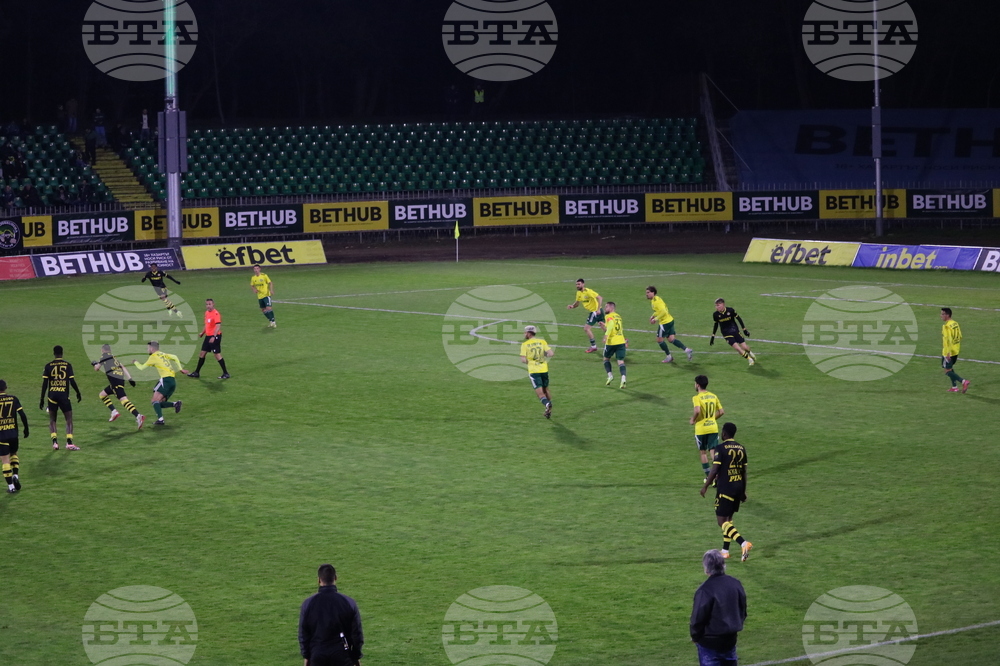 Добрич - футбол - Добруджа - Ботев (Пловдив)