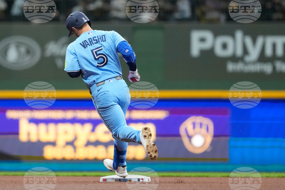 Blue Jays Brewers Baseball