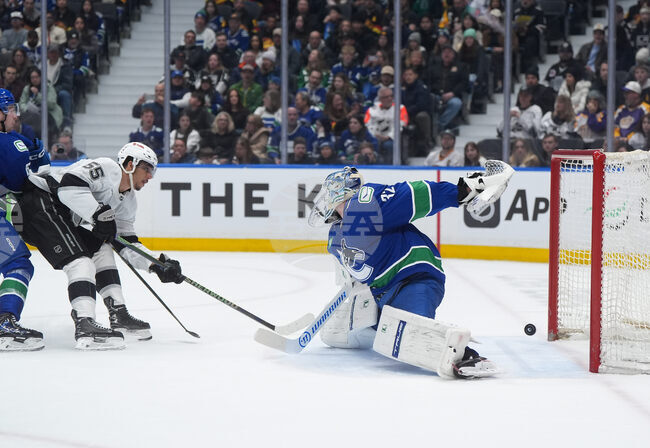 Kings Canucks Hockey