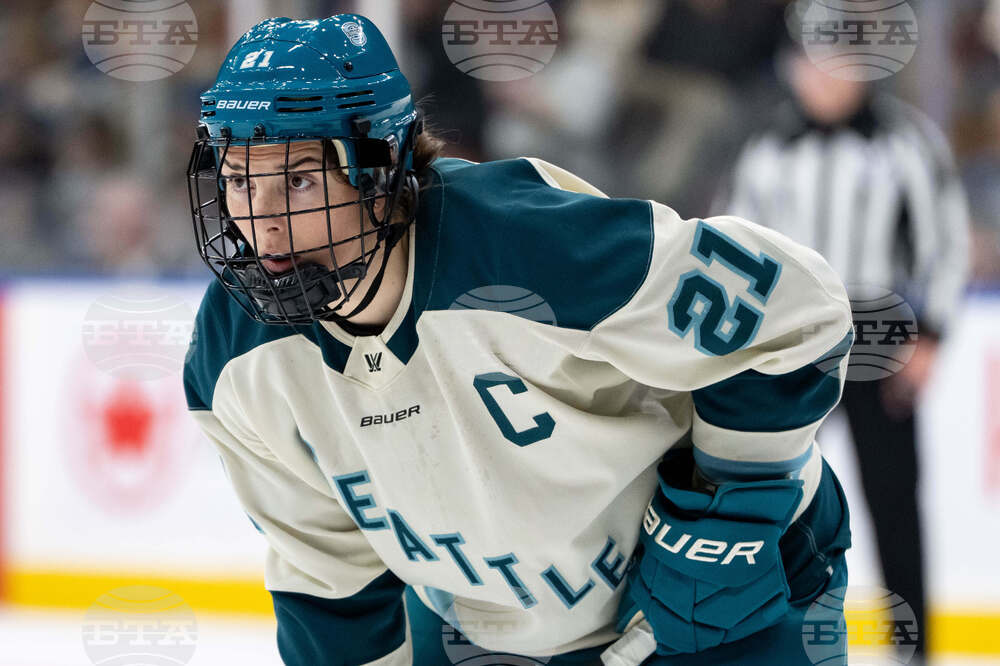 PWHL Torrent Goldeneys Hockey