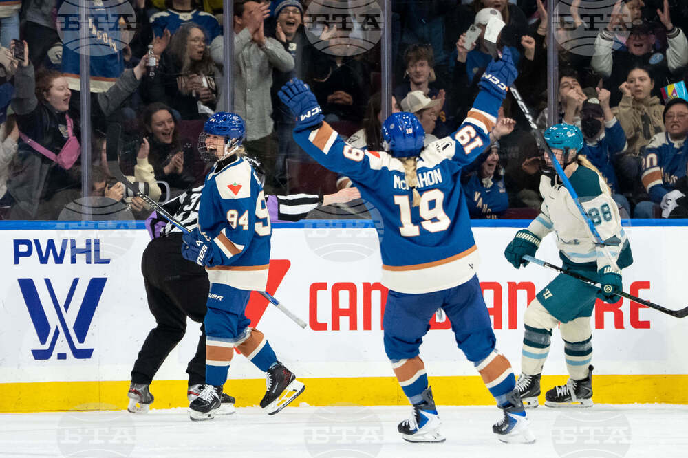 PWHL Torrent Goldeneys Hockey