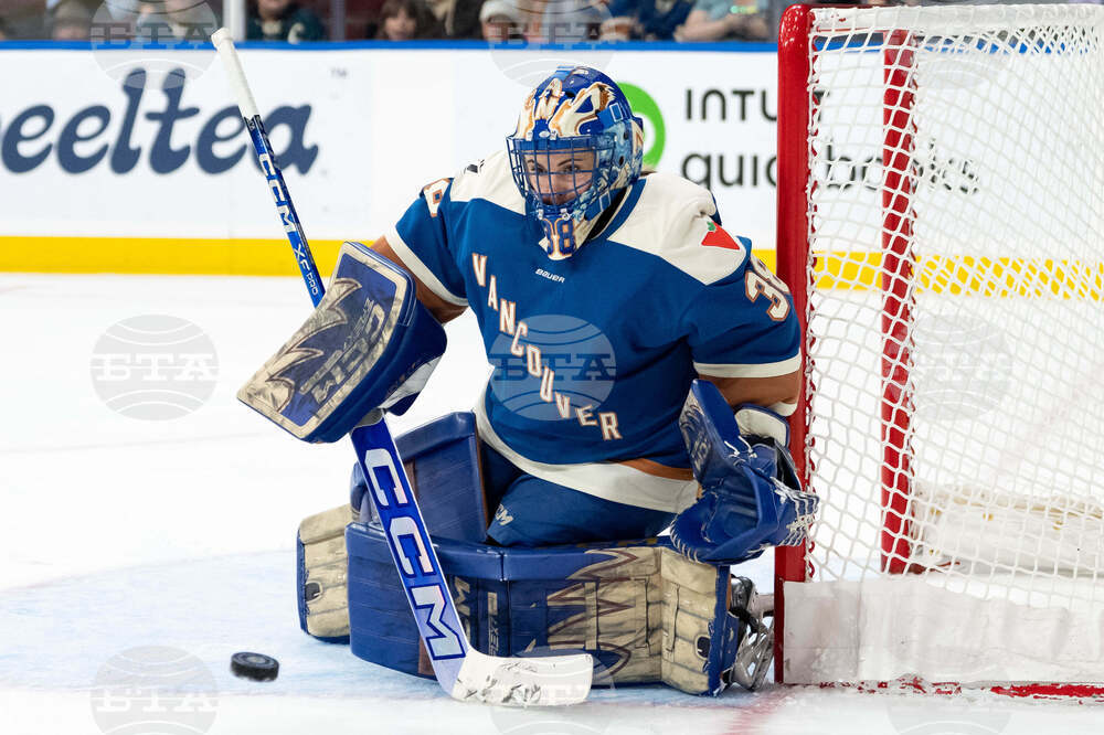 PWHL Torrent Goldeneys Hockey