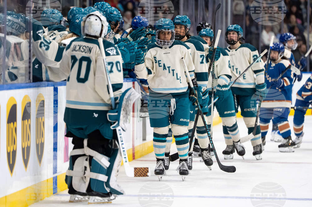 PWHL Torrent Goldeneyes Hockey