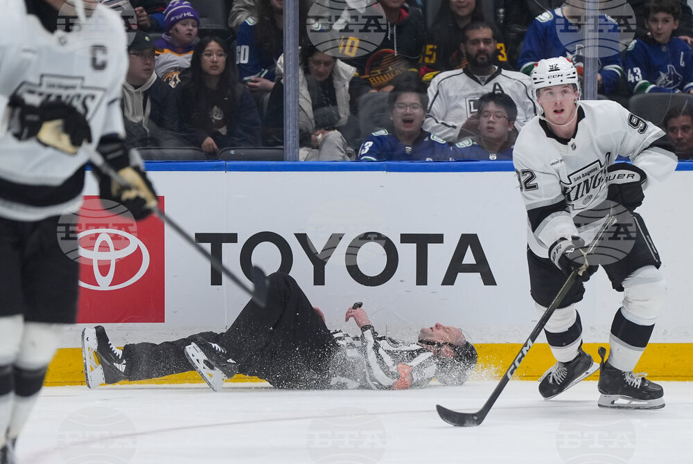 Kings Canucks Hockey