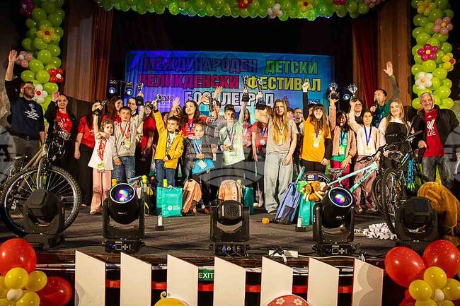 Сърбия - Великденски фестивал 