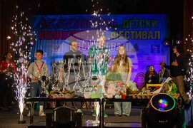 Сърбия - Великденски фестивал