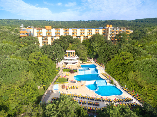 Курортен комплекс „Златни пясъци“ - хотел „Сънрайз” - СПА туризъм