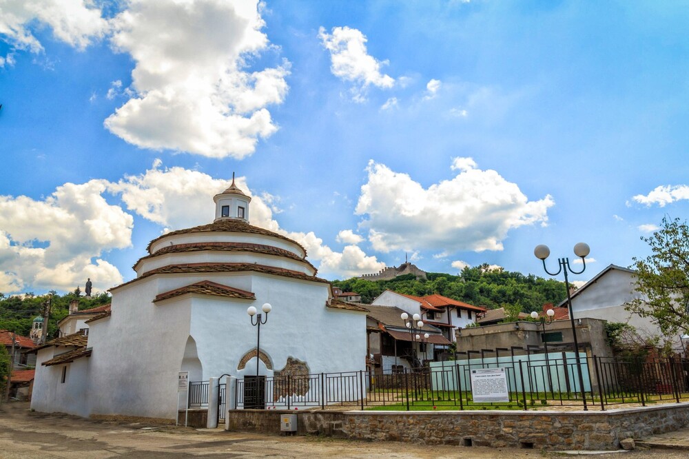 Община Ловеч: Старата градска баня „Дели Хамам“ и ТИЦ в Ловеч няма да работят на 19 април