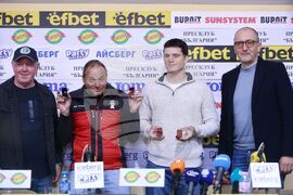 Пресклуб „България" - сноуборд - пресконференция