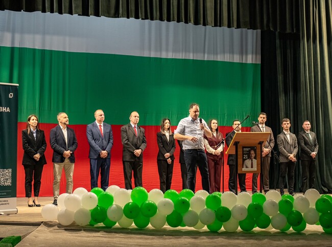 „Прогресивна България“ закри предизборната си кампания в 21-ви МИР с послание за промяна и развитие