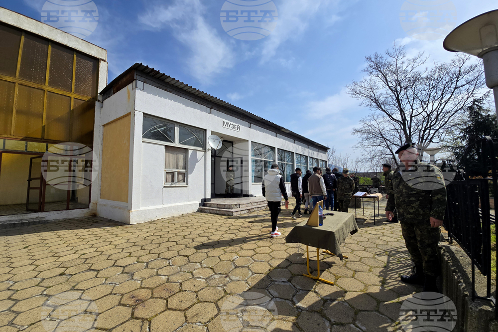 Сливен - празник на бронетанковите войски - ден на отворените врати