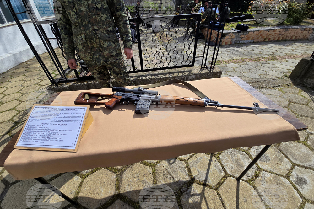 Сливен - празник на бронетанковите войски - ден на отворените врати