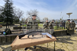 Сливен - празник на бронетанковите войски - ден на отворените врати