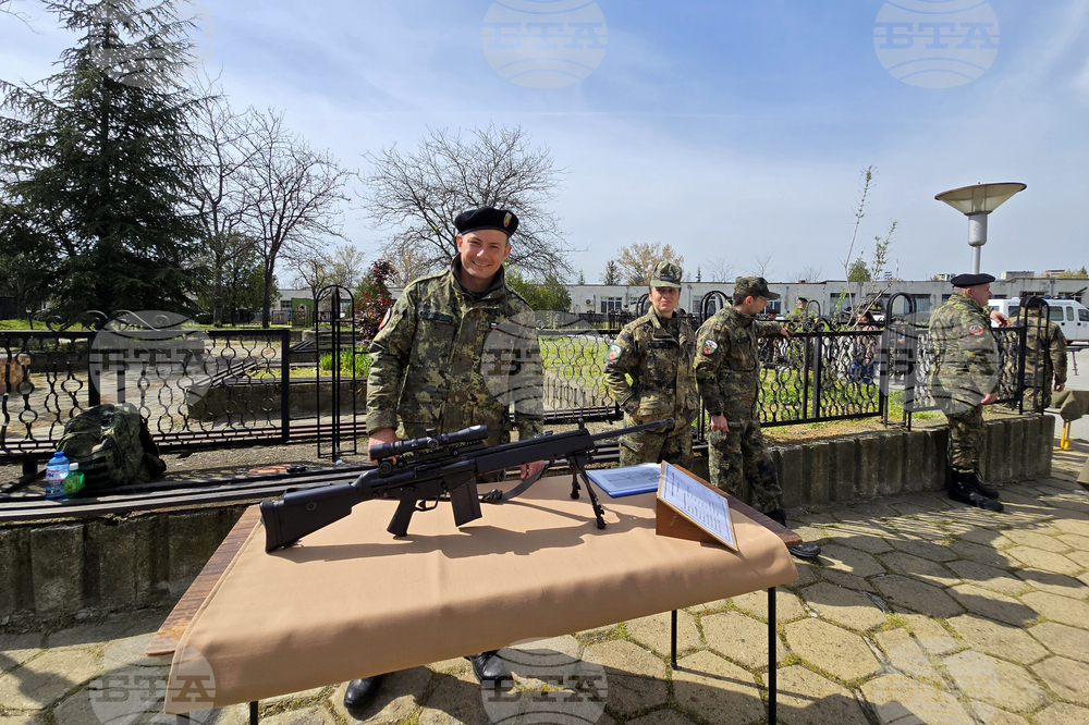 Сливен - празник на бронетанковите войски - ден на отворените врати