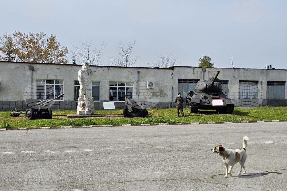 Сливен - празник на бронетанковите войски - ден на отворените врати