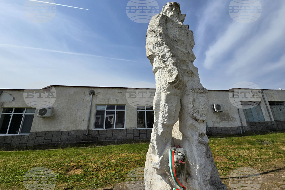 Сливен - празник на бронетанковите войски - ден на отворените врати