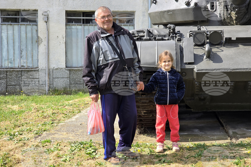 Сливен - празник на бронетанковите войски - ден на отворените врати