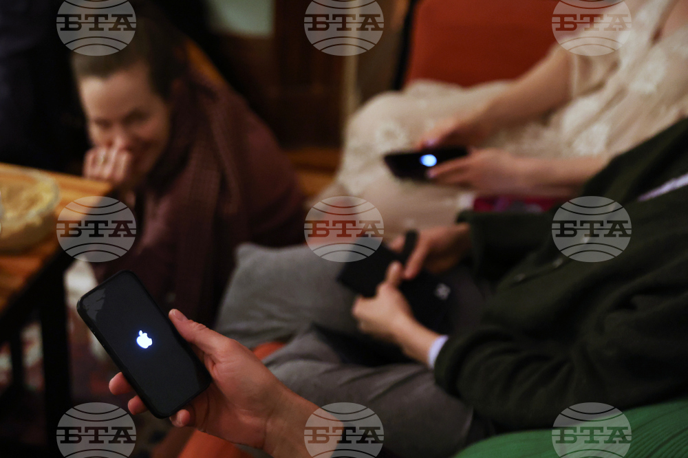 Internet Phone Offline Movement