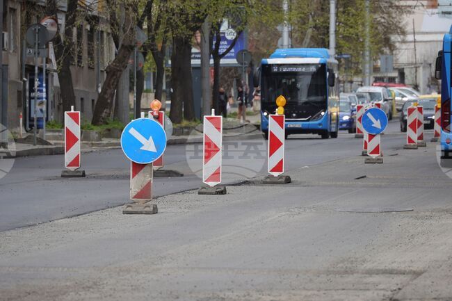 Бургас - улица - ремонт