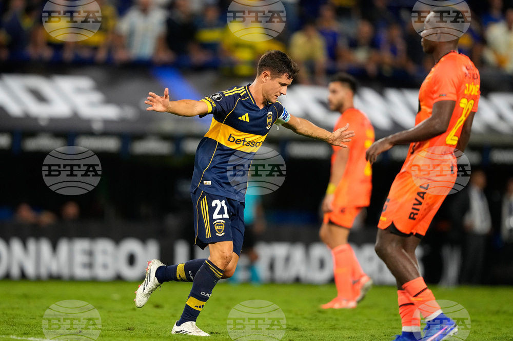 CORRECTION Argentina Ecuador Copa Libertadores Soccer