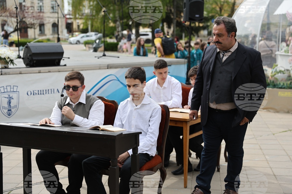 Русе - възстановка по повод на 134 години от написването на българския всеучилищен химн от Стоян Михайловски