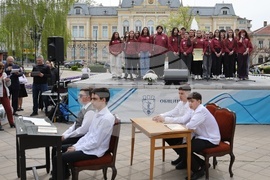 Русе - възстановка по повод на 134 години от написването на българския всеучилищен химн от Стоян Михайловски