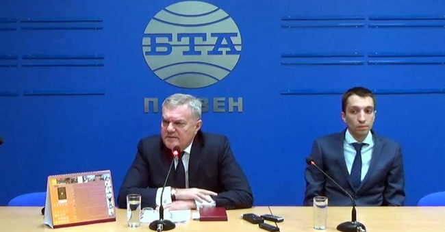 Румен Петков алармира за пазарлък и за местните избори у нас