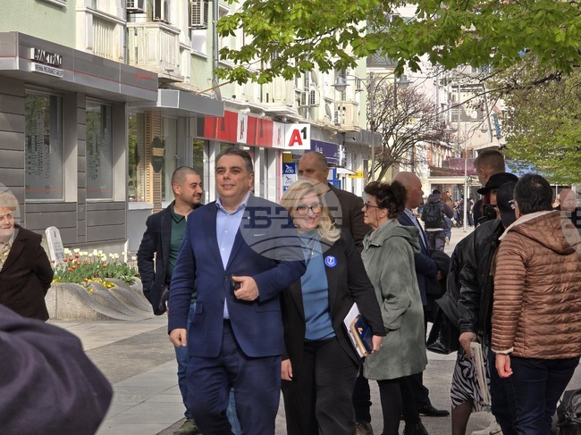 Необходим е мащабен пакет от мерки, който да обхване всички граждани, каза лидерът на „Продължаваме промяната“ в Сливен