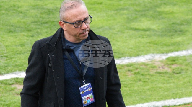 "Защо ни е петото място, ако се представяме по този начин", коментира след загубата от ЦСКА 1948 треньорът на Черно море Илиан Илиев