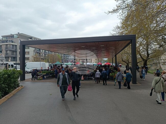 Въпроси, свързани с икономическото развитие, бяха обсъдени на предизборна среща на партия "Има такъв народ" в Благоевград и Петрич