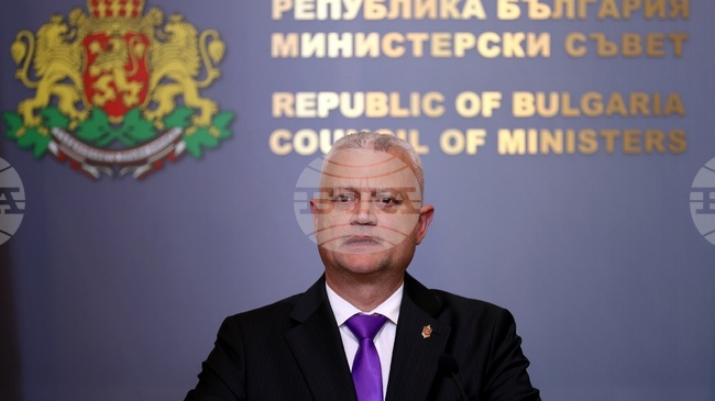 Има 30 прокурорски преписки срещу хора с кандидатдепутатски имунитет, за които има данни за престъпление, свързано с изборите, каза Емил Дечев