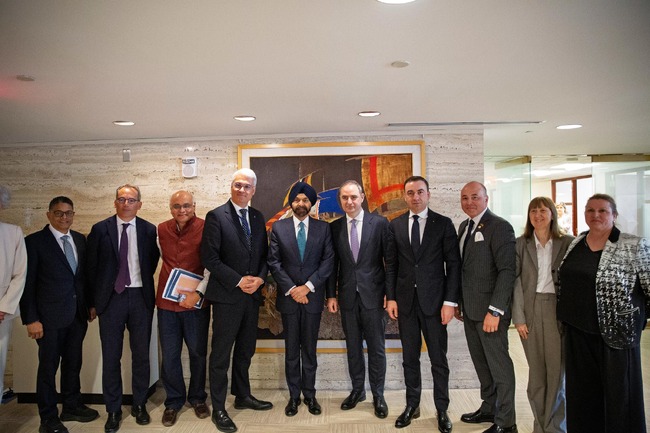 Аджерпрес: Румъния трябва да бъде на масата за преговори, където се оформят световните икономически тенденции, каза министърът на инвестициите Пъслару