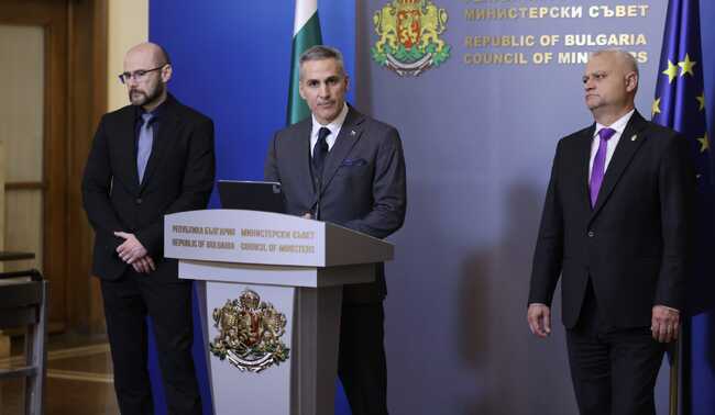 Премиерът Гюров: Правителството няма да позволи подмяна на волята на гражданите, прокуратурата решава дали справедливостта ще бъде доведена докрай